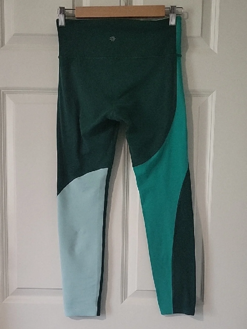 Women’s Athleta High Rise Colorblock Leggings Small Teal Mint Athletic Yoga Pant - Picture 3 of 13